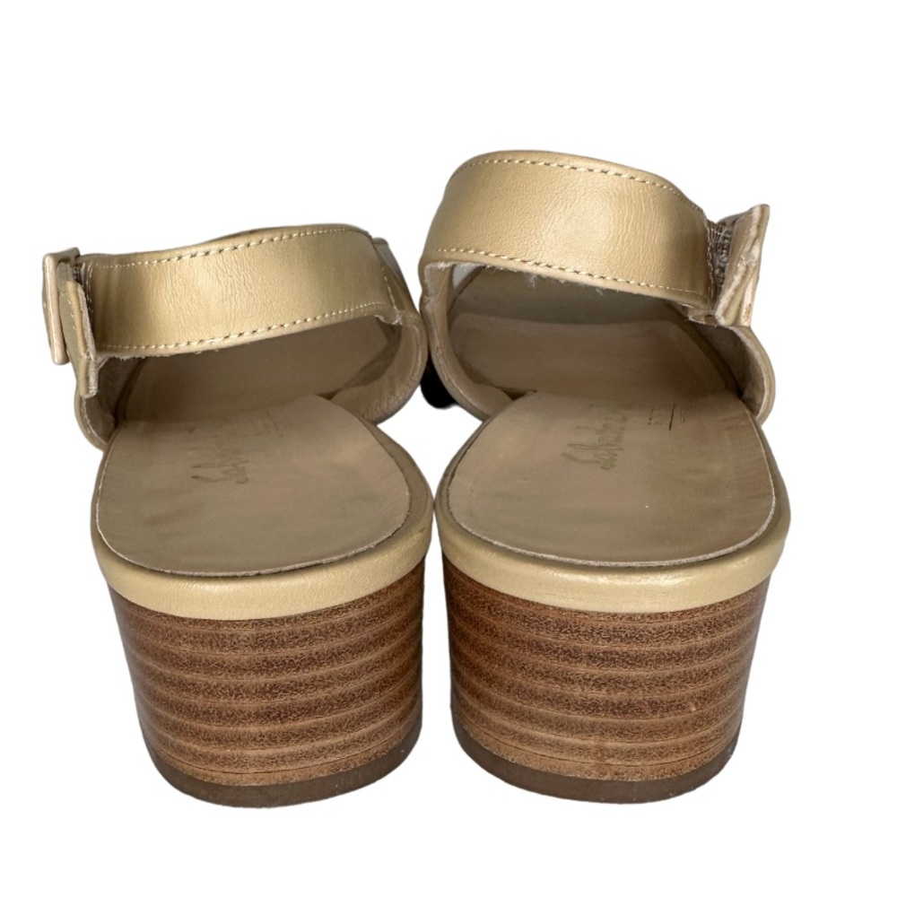 Salvatore Ferragamo Made in Italy Leather Women’s Sandals - Size: 8 1/2 B - Picture 5 of 16